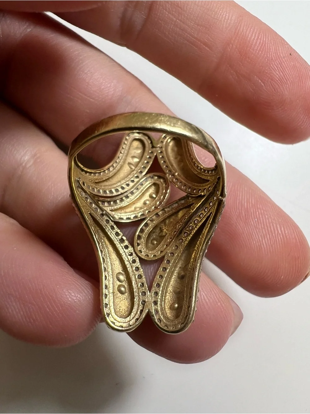 14K Gold and clear stones leaf accents Women's Statement Ring